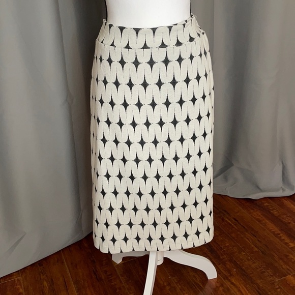 Renee C. Dresses & Skirts - NWT Black &White Lena Printed Skirt Sz XXL